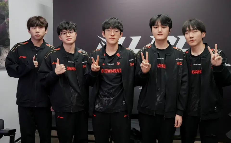 比赛中失误, AA, 反而成了意 比赛中失误, AA, 反而成了意